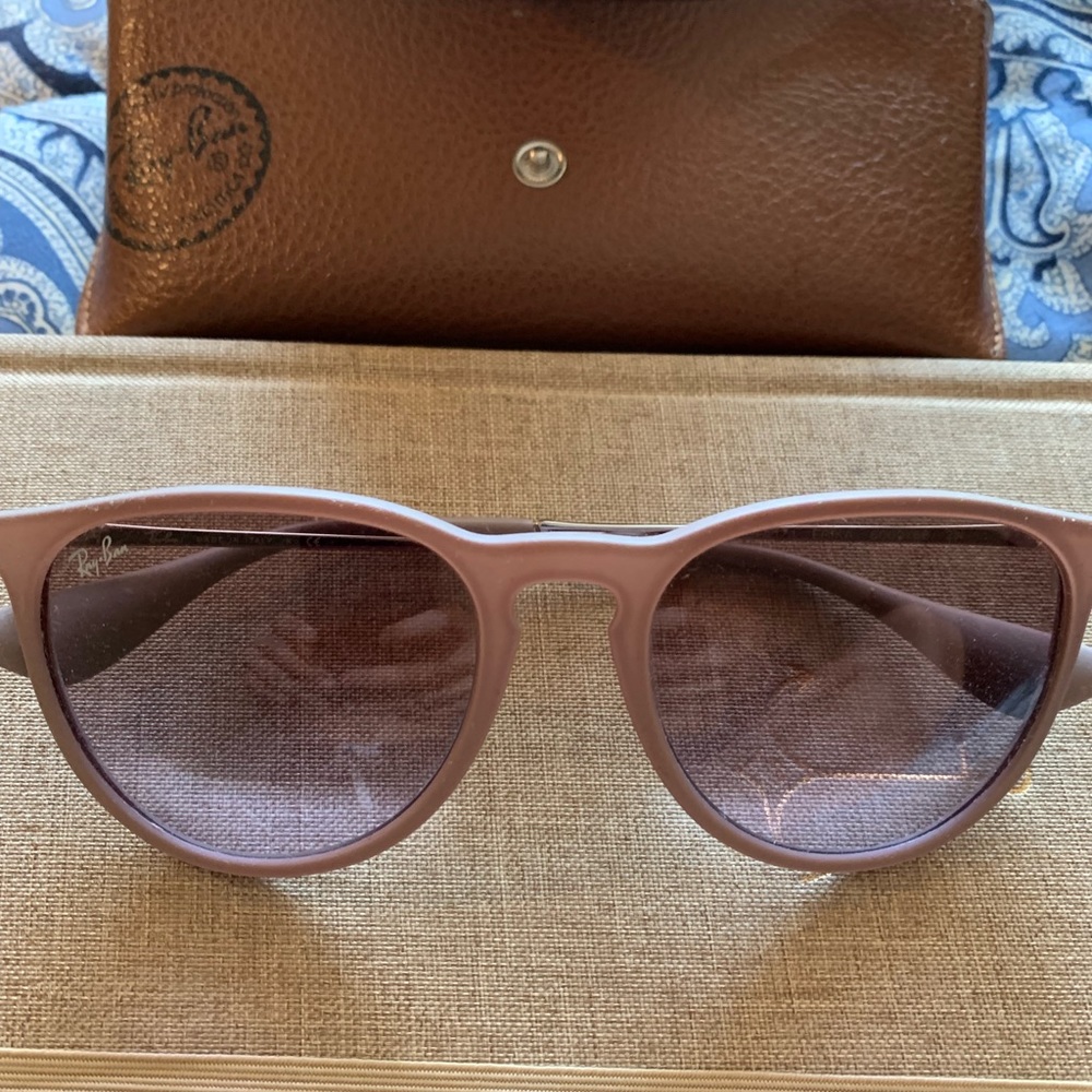 Ray ban sunglasses - Picture 1 of 6